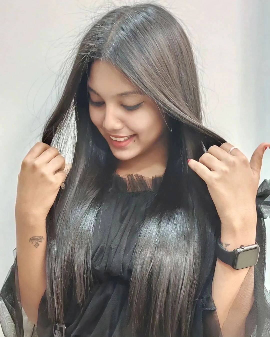 "Smooth, Shiny, and Stress-Free: The Benefits of Keratin Treatments"