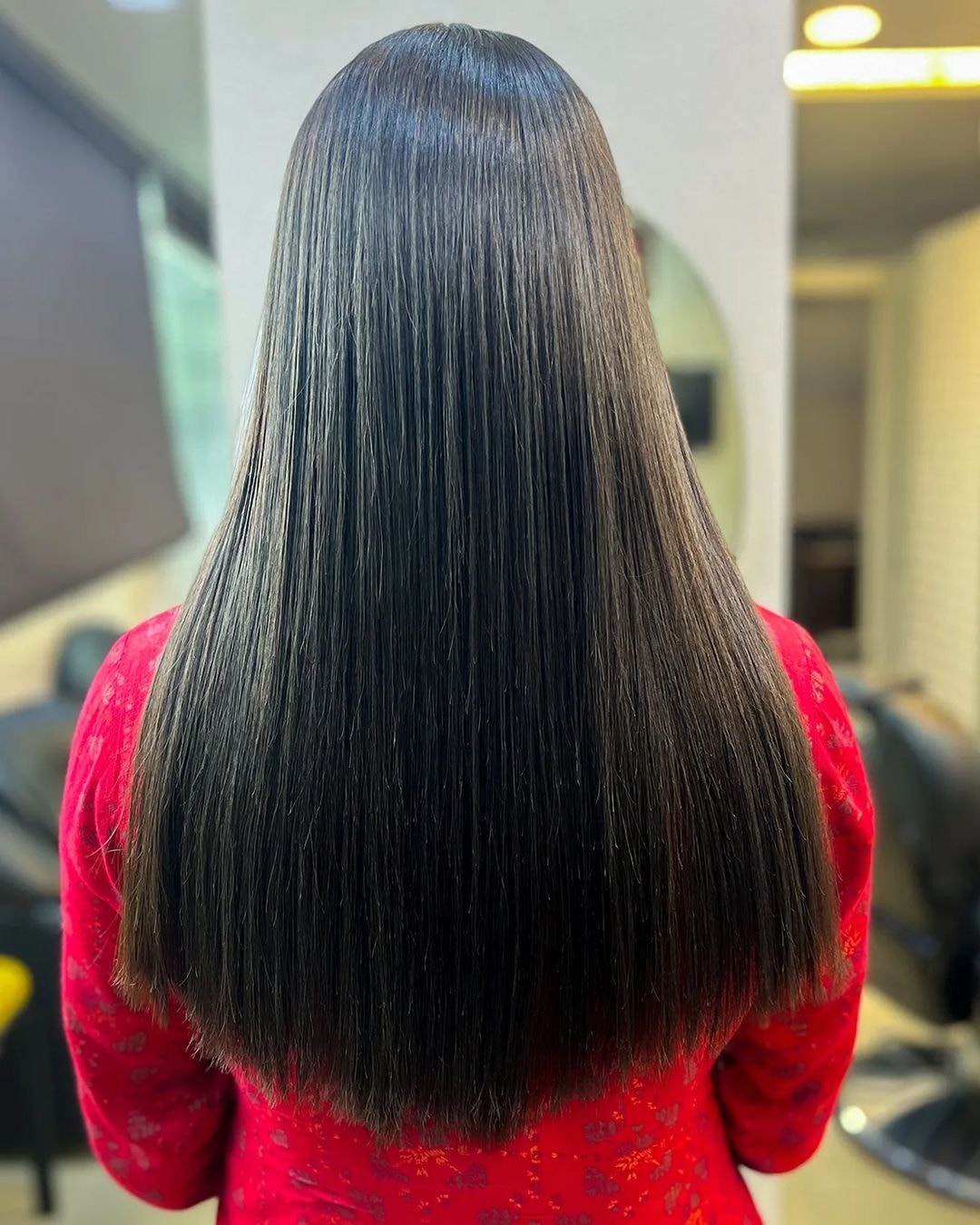 "Smooth and Strengthen: The Dual Benefits of Smoothening Hair Treatments"