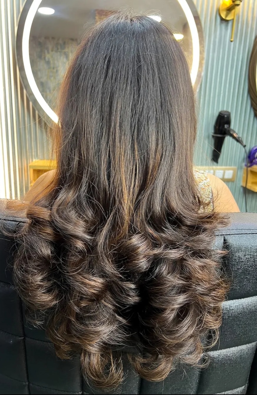 Layer Cut at Marvel Salon Manapakkam – Add Volume, Movement & Style to Your Hair